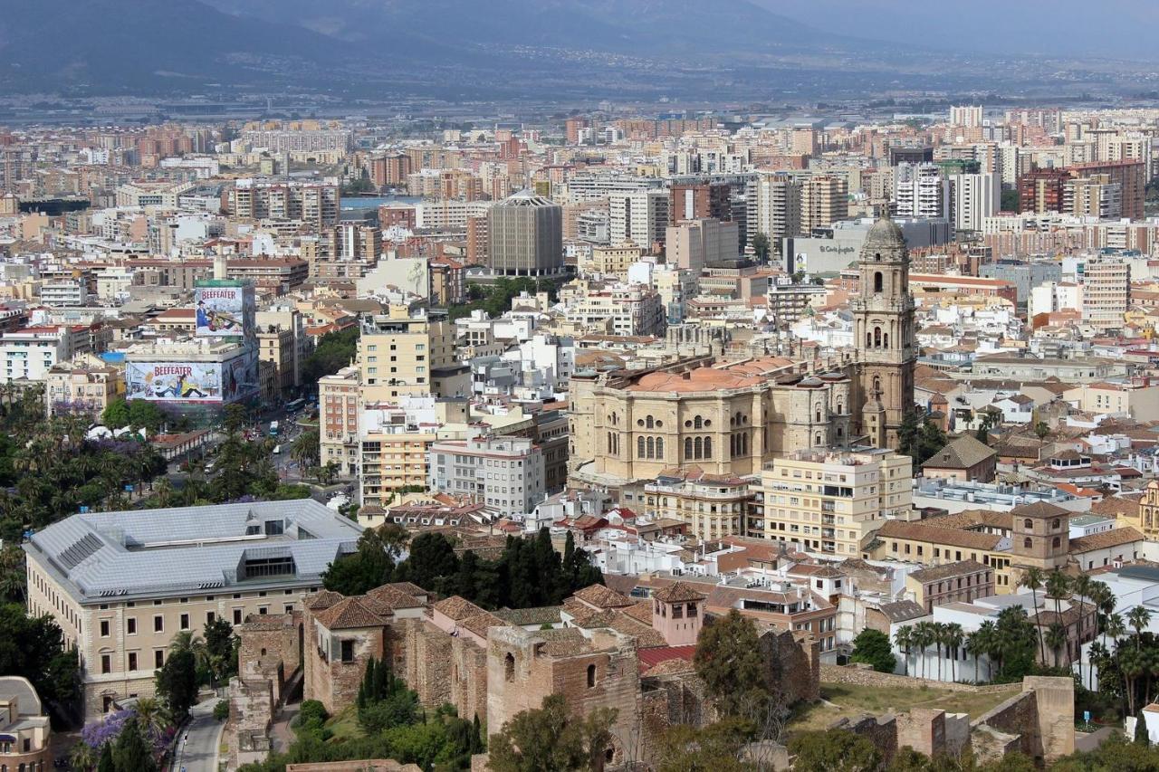 Del Parque Flats Letran Apartment Malaga Bagian luar foto